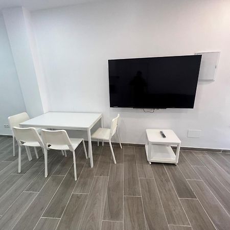 Apartamentos Montalvo Metropolis C ตอร์เรโมลิโนส ภายนอก รูปภาพ