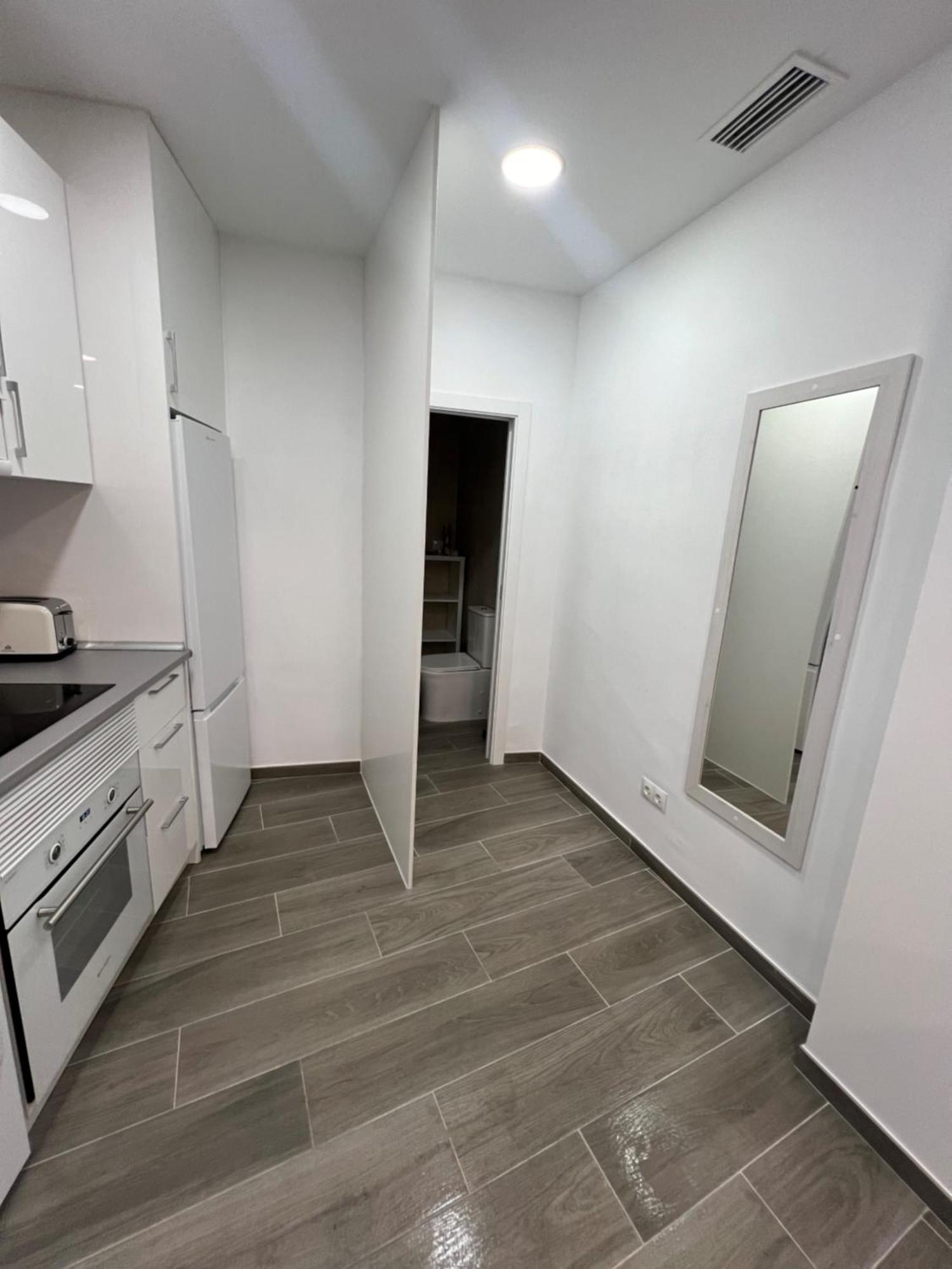 Apartamentos Montalvo Metropolis C ตอร์เรโมลิโนส ภายนอก รูปภาพ